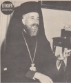 Ο Μακάριος, καθώς δίνει συνέντευξη στον Ελλαδίτη δημοσιογράφο των «Επικαίρων», τον Οκτώβριο του 1970. 
